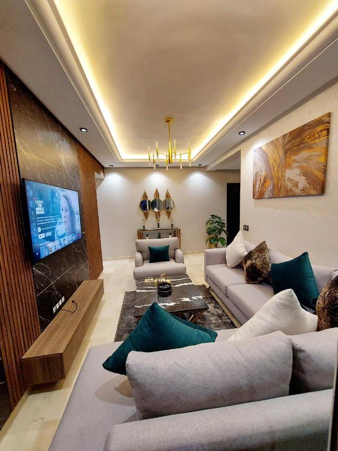 Modern Apartment Opposite The Hassan2 Mosque, Very Well Equipped And Stylish, 85 M2 With Gym And Direct Sea View With Underground Garage , Prohibits Unmarried Couples Of Arab Origin Casablanca Exterior foto