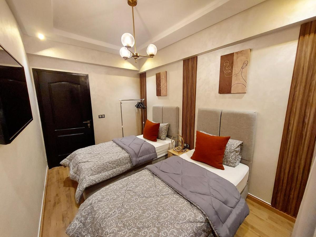 Modern Apartment Opposite The Hassan2 Mosque, Very Well Equipped And Stylish, 85 M2 With Gym And Direct Sea View With Underground Garage , Prohibits Unmarried Couples Of Arab Origin Casablanca Exterior foto