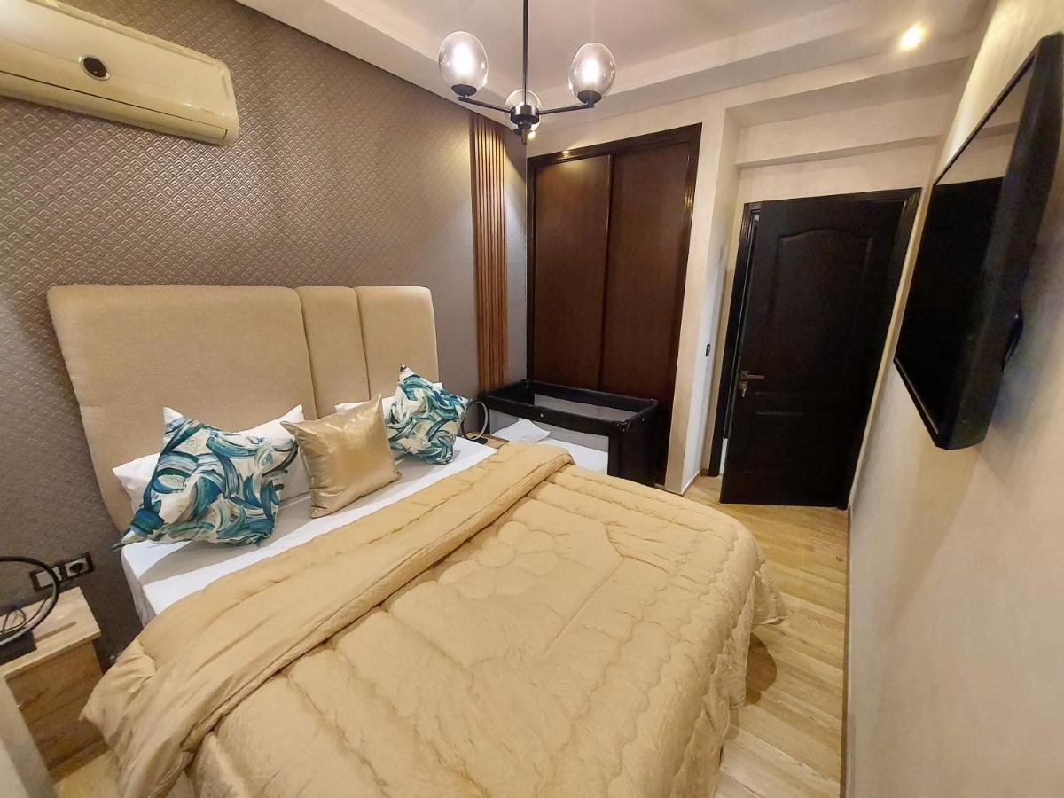 Modern Apartment Opposite The Hassan2 Mosque, Very Well Equipped And Stylish, 85 M2 With Gym And Direct Sea View With Underground Garage , Prohibits Unmarried Couples Of Arab Origin Casablanca Exterior foto