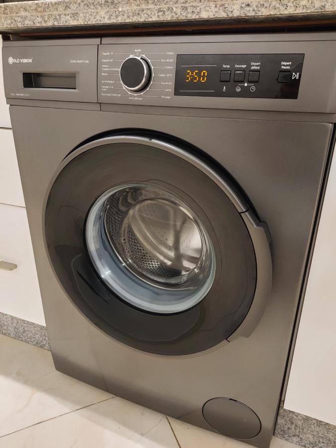 Modern Apartment Opposite The Hassan2 Mosque, Very Well Equipped And Stylish, 85 M2 With Gym And Direct Sea View With Underground Garage , Prohibits Unmarried Couples Of Arab Origin Casablanca Exterior foto