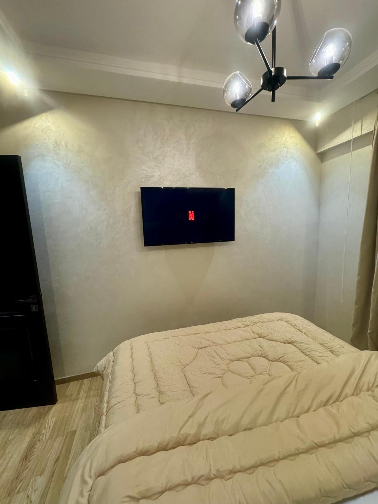 Modern Apartment Opposite The Hassan2 Mosque, Very Well Equipped And Stylish, 85 M2 With Gym And Direct Sea View With Underground Garage , Prohibits Unmarried Couples Of Arab Origin Casablanca Exterior foto